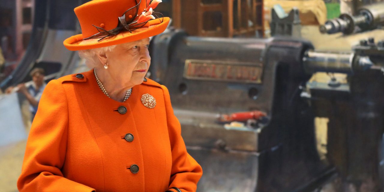 Áder Jánosnak üzent II. Erzsébet királynő