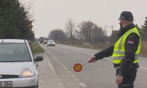 Közlekedési rendőr (Fotó: RTV)