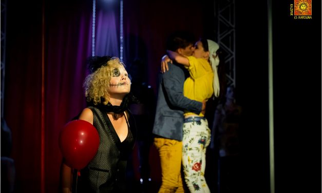 Pár sor a Tanyaszínház bukásának margójára