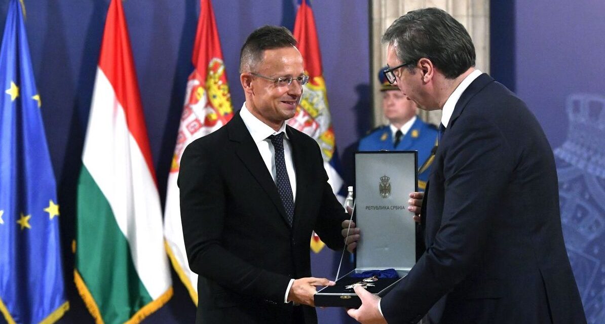 <span class="entry-title-primary">Szégyenkező katolikusok és megpirongatott honatyák</span> <span class="entry-subtitle">Kanadától Szlovénián át Kínáig – a héten is átlapoztuk a világsajtót</span>