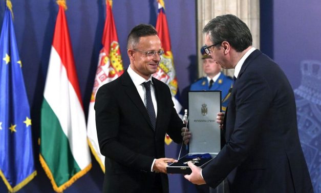 <span class="entry-title-primary">Szégyenkező katolikusok és megpirongatott honatyák</span> <span class="entry-subtitle">Kanadától Szlovénián át Kínáig – a héten is átlapoztuk a világsajtót</span>