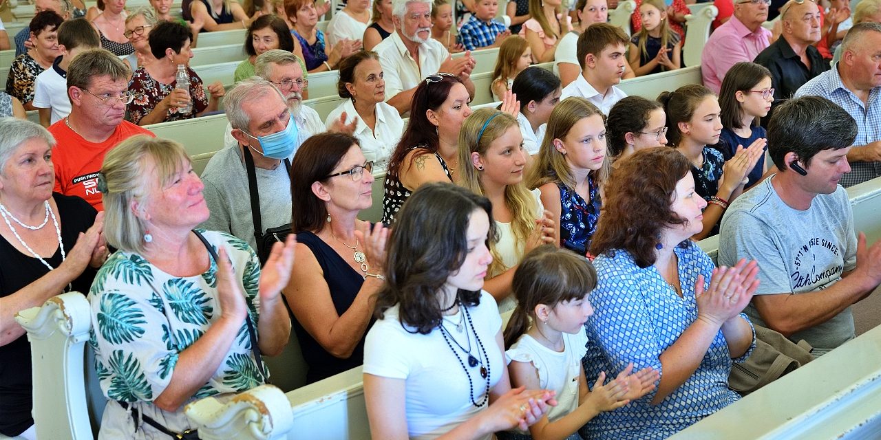 Vajdaságiakat is díjaztak a Kárpát-medencei Életmese-pályázaton