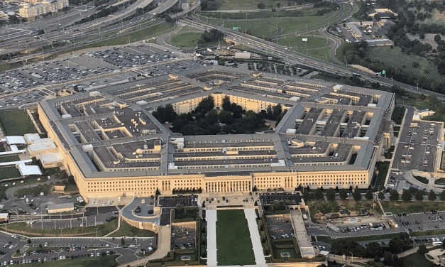 Újraindította Washington az ukrajnai fegyverszállításokat