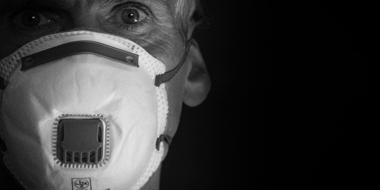 Magyarországon ismét kötelező lesz zárt térben a maszkviselés