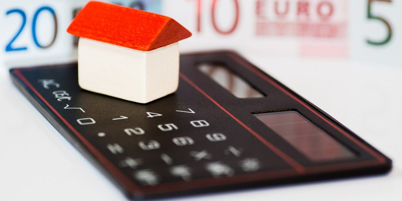 Az illegális épület tulajdonosának be kell nyújtania a bejelentést, nehogy mást jegyezzenek be