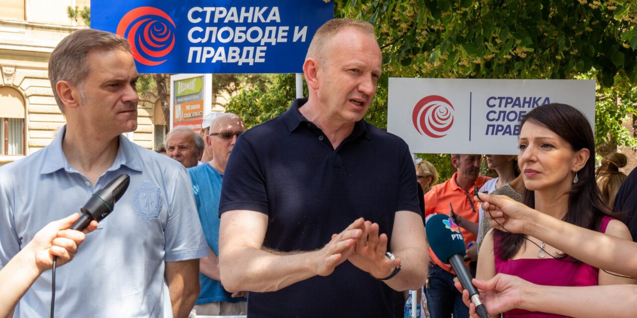 Két éttermet záratott be a felügyelőség miután ott ellenzéki politikusok vendégeskedtek