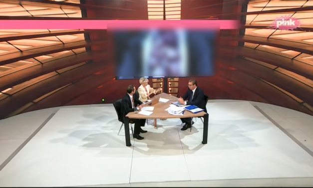 Két öklendezés között