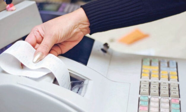 Jövő év végéig nem lesz szükség a piacokon adómemóriás pénztárgépre