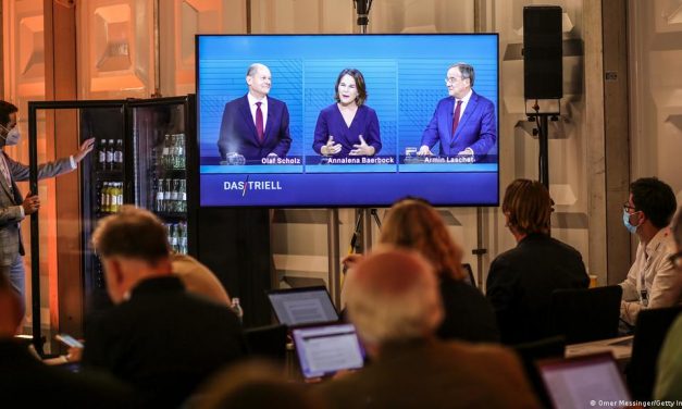 <span class="entry-title-primary">Scholz vezet, Laschet támad, Baerbock a jövőbe tekint</span> <span class="entry-subtitle">A német kancellárjelöltek második tévévitája</span>