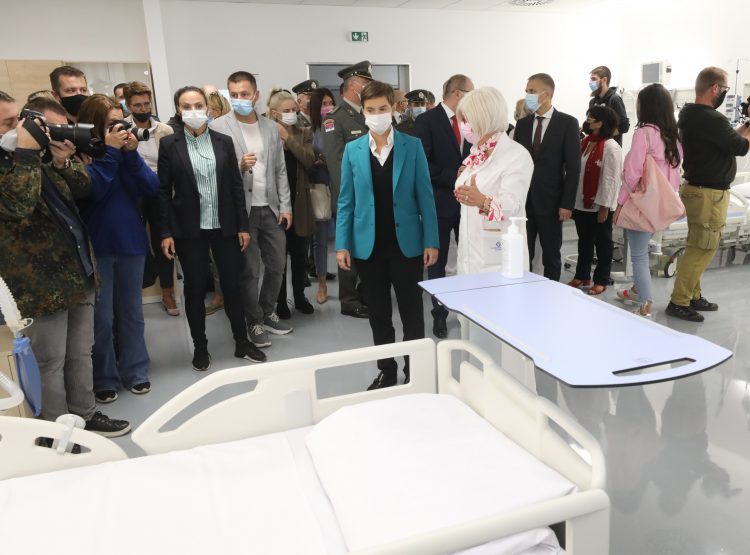 Brnabić: Ország és egészségügyi rendszer nem tehet többet, mint amit mi tettünk