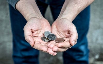 Koldulásra kényszerítettek gyerekeket, kiskorú lányokat adtak el