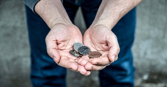 Amikor (pénzt) kérnek