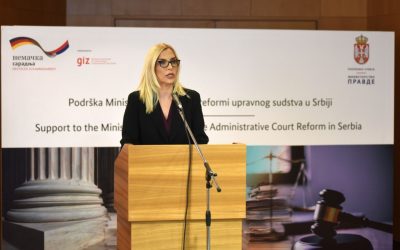 Ingyenes, hozzáférhető jogsegélyszolgálat a legkiszolgáltatottabbaknak