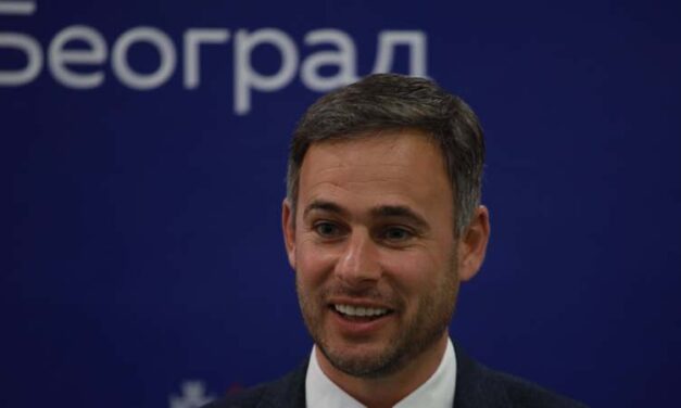 Nem válaszoltak a plénumok az ellenzék meghívására