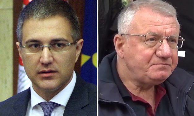 Stefanović hétfőn beperli Šešeljt