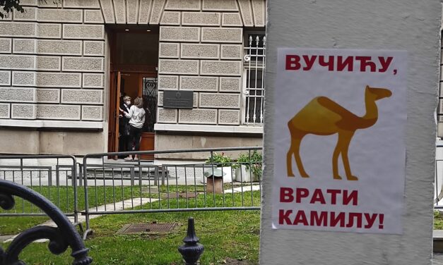 Vučić, add vissza a tevét