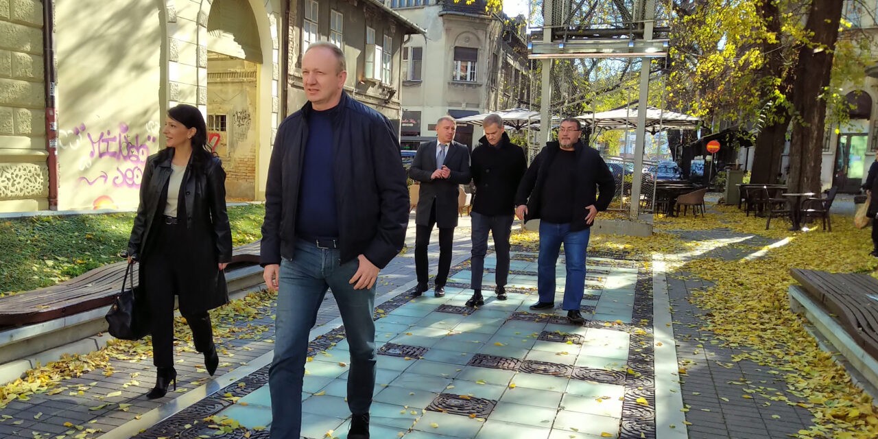 <span class="entry-title-primary">Đilas: Szerbiában megölték a demokráciát</span> <span class="entry-subtitle"> A Szabadság és Igazságosság Párthoz rossz hírek érkeztek Szabadkáról</span>