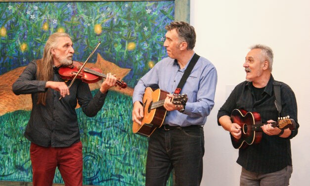 <span class="entry-title-primary">„Festő, aki muzsikál, vagy muzsikus, aki fest?” (Fotógaléria)</span> <span class="entry-subtitle">Miroslav Jovančić alkotásaiból nyílt kiállítás Szabadkán</span>