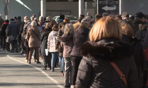 <span class="entry-title-primary">Ő nem hisz benne</span> <span class="entry-subtitle">Szerbiai sajtószemle (2021. október 1.-7.)</span>