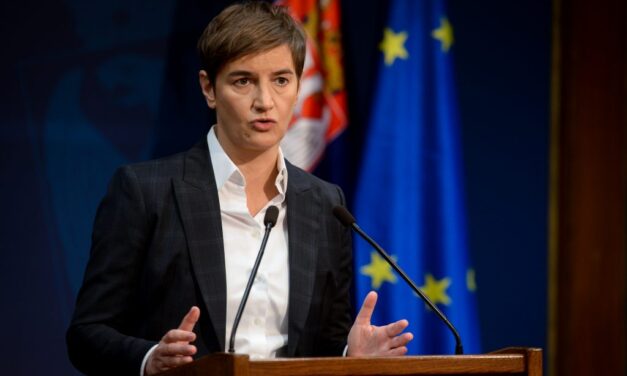 Brnabić: A fiatalok nem hagyják el Szerbiát, akik elmentek, azok is hazaköltöznek