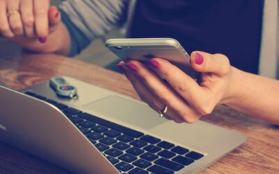 Nem hallgat le minket a telefonunk, csak „éberen figyel”