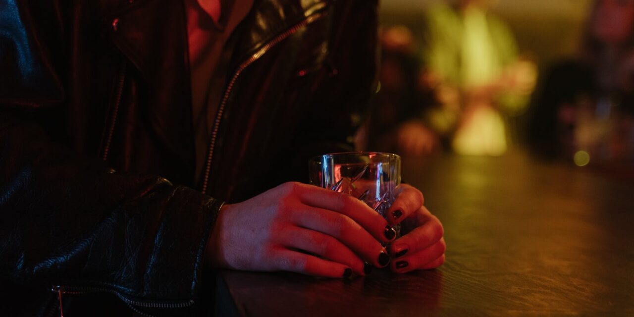 Ha egy alkoholista leteszi a poharat, 7 hónap múlva jön rendbe az agya