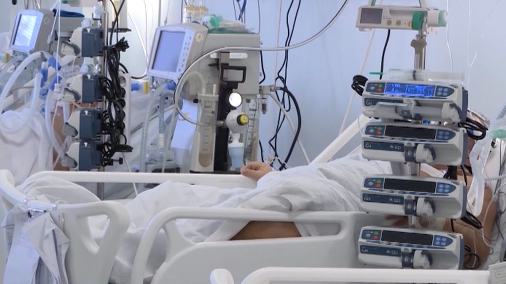 Belehalt sérüléseibe a felgyújtott szerbcsernyei férfi