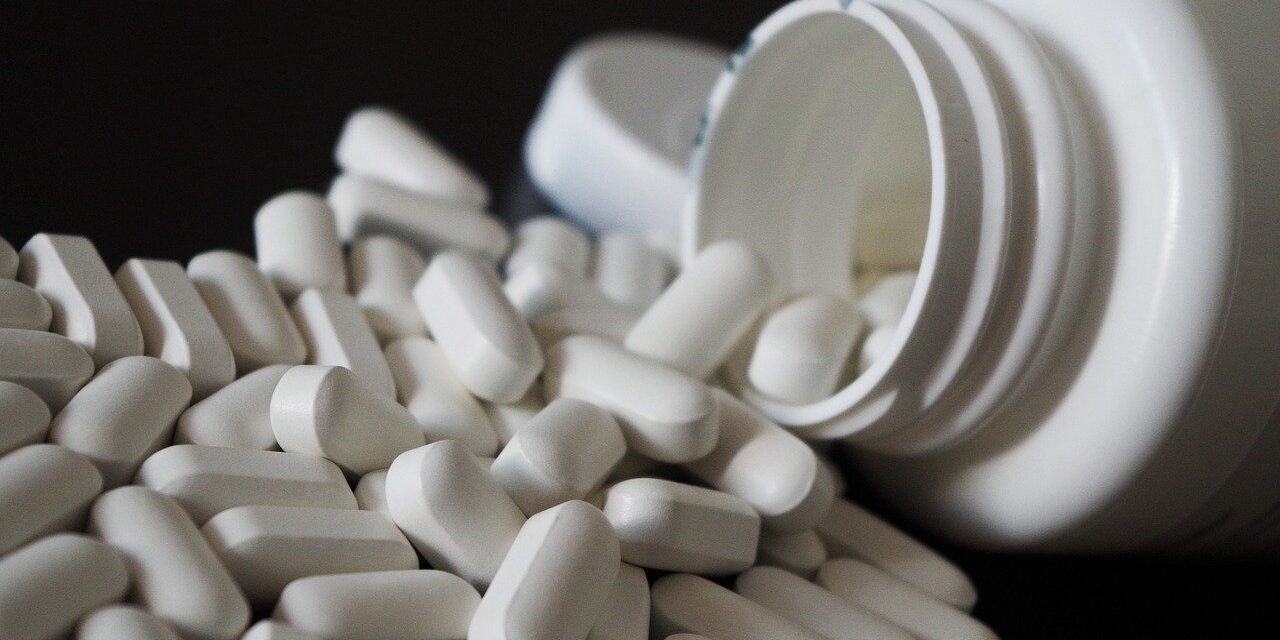 <span class="entry-title-primary">Nálunk is kitört az Ozempic hisztéria</span> <span class="entry-subtitle">Az emberek online vásárolják a gyógyszereket fogyás céljából</span>