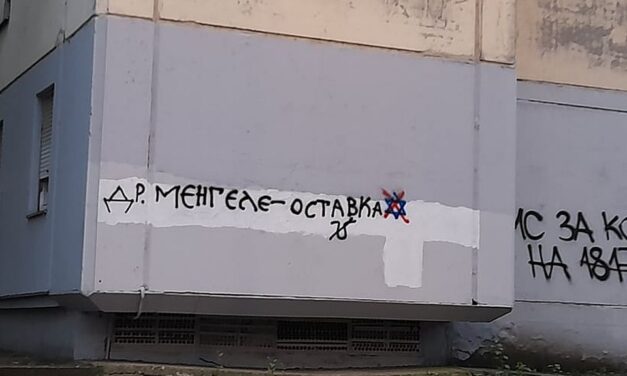 Predrag Konnak címzett antiszemita graffitik jelentek meg Belgrádban és Újvidéken