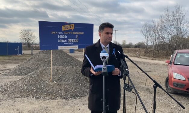 Márki-Zay: Csak a Fidesz telepít be migránsokat