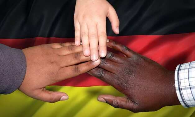 <span class="entry-title-primary">Két város hasznos bevándorlói</span> <span class="entry-subtitle">A német mindennapok kevésbé tárgyalt oldala</span>