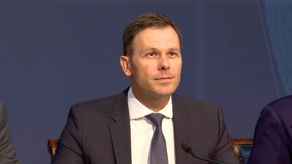 Van, aki már megkapta a tízezer dinárt