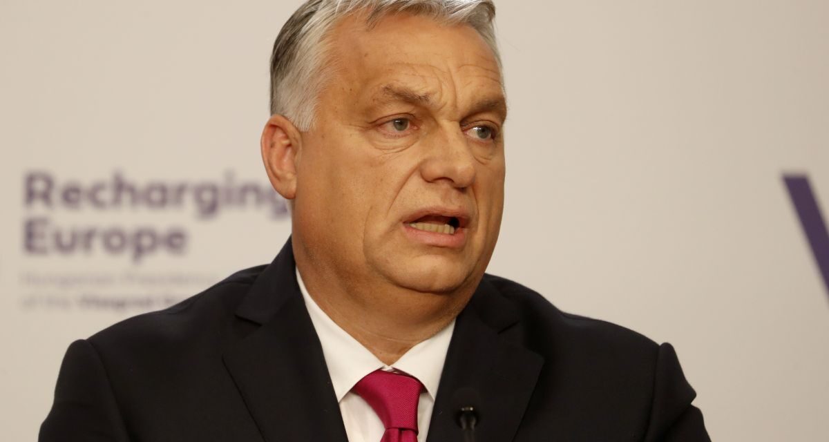 Orbán: Nem fogjuk engedni, hogy Magyarországot bárki belesodorja a háborúba!