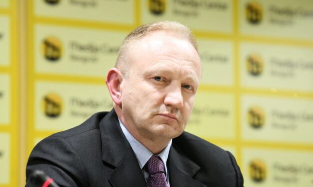 Đilas: Az első, aki nyilvánosan azt hazudta, hogy titkos bankszámlám van Mauritiuson, Vučić volt