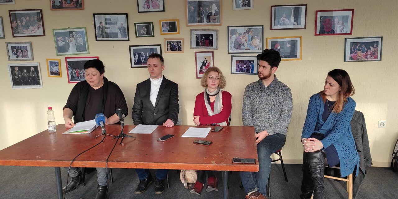 Képek Tolnai Ottó és Petrik Pál motívumai alapján