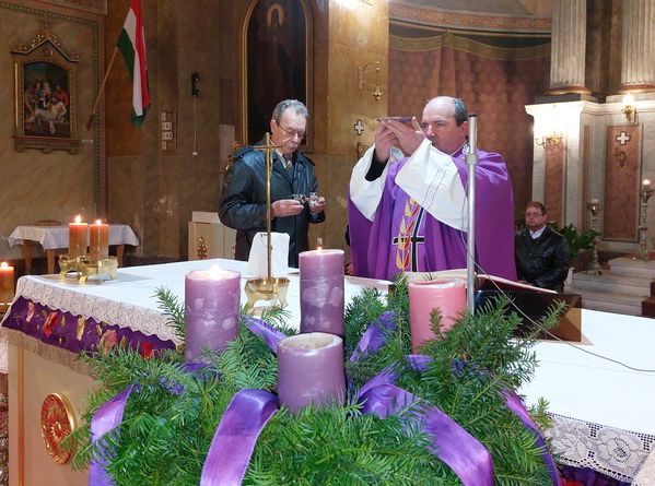 <span class="entry-title-primary">„A Krisztussal való találkozás elkerülhetetlen”</span> <span class="entry-subtitle">Ünnepi beszélgetés Fuderer László óbecsei plébánossal</span>