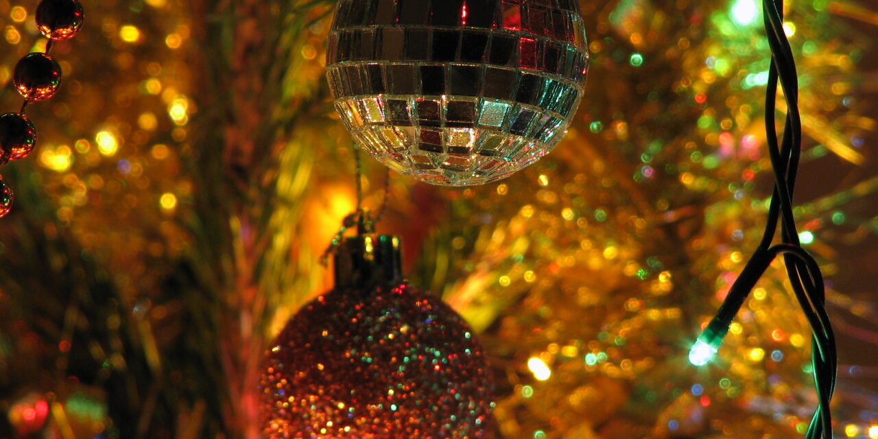 <span class="entry-title-primary">Eggyel több munkaszüneti napunk lehet</span> <span class="entry-subtitle">Kormányjavaslat, hogy december 24-e is munkaszüneti nap legyen</span>