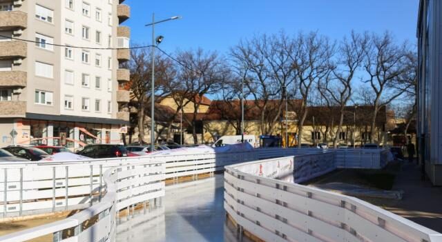 Pálinka, bor és tea a korcsolyapályán