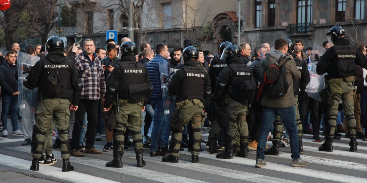 „Ne üljenek fel a provokációknak!”