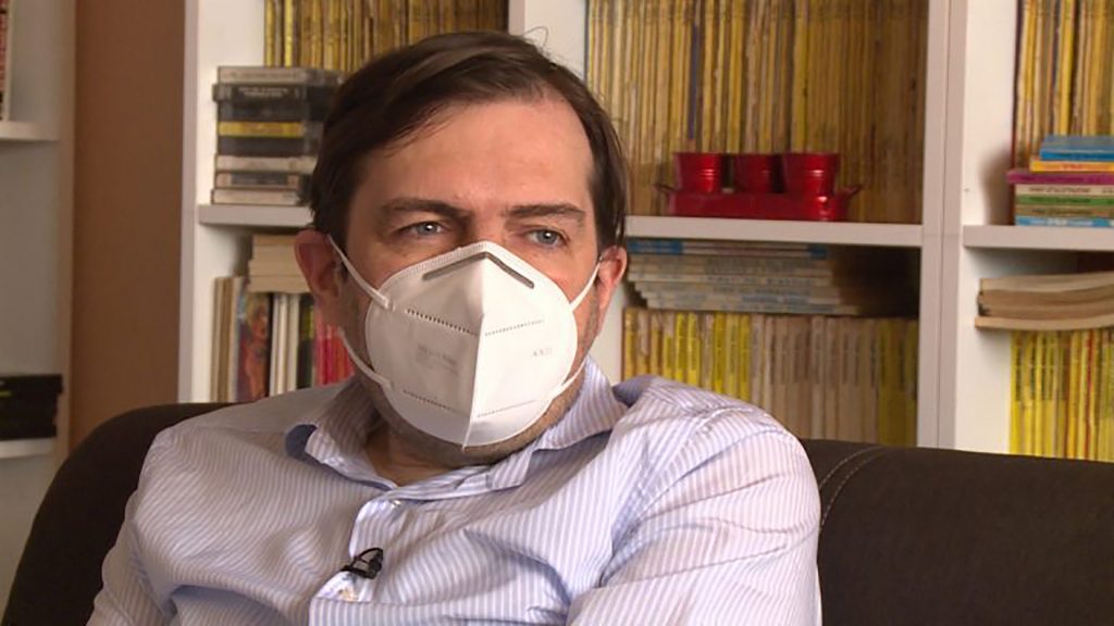 „Egészségügyi intézményeket számolnak fel Szerbiában”