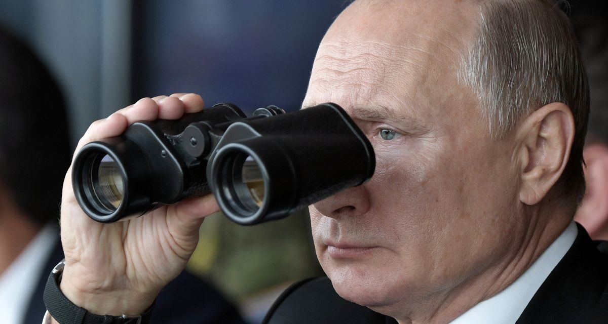 <span class="entry-title-primary">Hatvanöt tény Vlagyimir Putyinról, életéről, családjáról és munkájáról</span> <span class="entry-subtitle">Az orosz nyelvű 65 фактов о Владимире Путине, его жизни, семье и работе magyar fordítása</span>