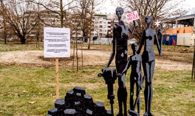 <span class="entry-title-primary">Fasiszta idők</span> <span class="entry-subtitle">A magyarok nem fasiszták, ahogy a szerbek sem csetnikek – de vannak egyének, akik gaztetteket követtek el és őket felelősség terheli</span>