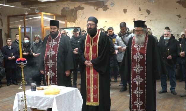 <span class="entry-title-primary">A megbocsátás ereje jelenti a jövőt</span> <span class="entry-subtitle">A “hideg napok” első áldozataira emlékeztek Csúrogon</span>