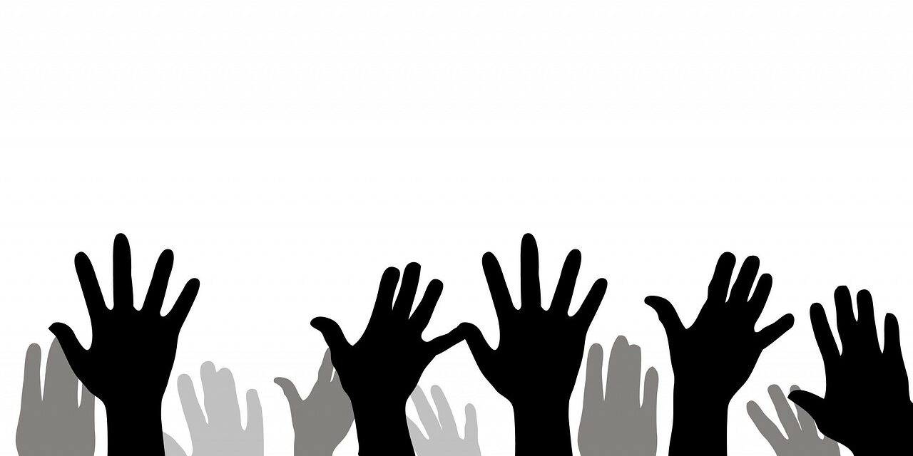 <span class="entry-title-primary">Fiatalok a választásokról – nem olvasnak, és nem beszélnek róla</span> <span class="entry-subtitle">„Amióta kinyílt a világ, az ifjúság máshol, és nem a politikában keresi az ideálokat és a válaszokat a problémáira”</span>