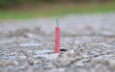 Tíz év alatt több mint 100 gyerek sérült meg petárdázás miatt Készülőben az új pirotechnikai eszközökre vonatkozó törvény