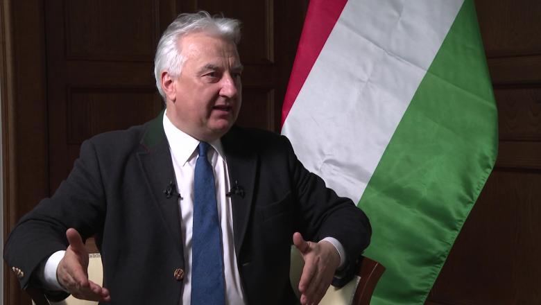 Semjén: Jó a vajdasági magyaroknak