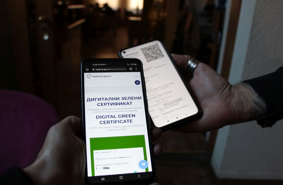 Megszűnhetnek a védettségi igazolványok