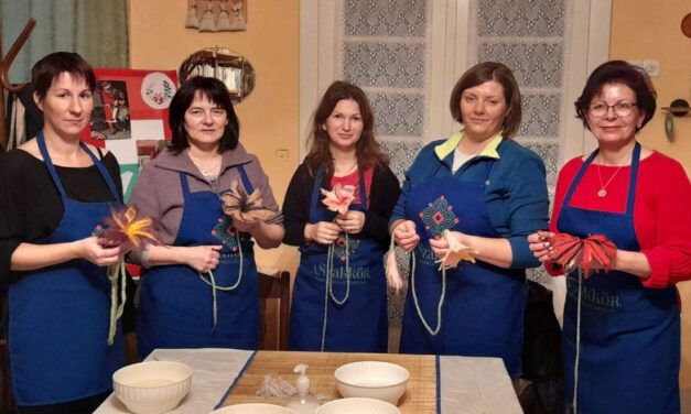 Hagyományápolás szakkörökbe csoportosulva