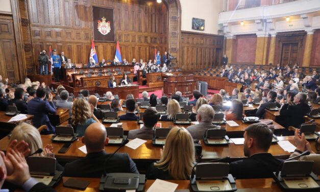 A bizalmatlansági indítványhoz nem volt meg a kvórum