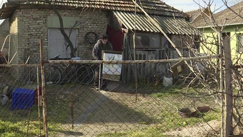 Segítsünk Sanyi bácsinak!